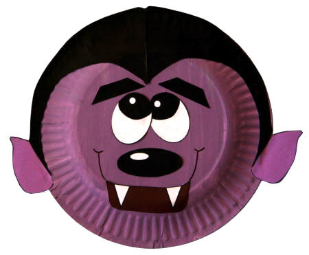 Manualidad con plato de papel de vampiro
