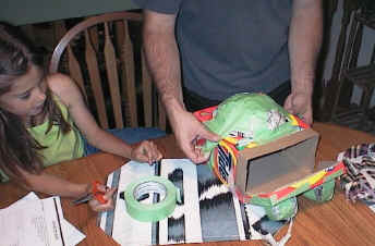 Manualidad rana con papel mache