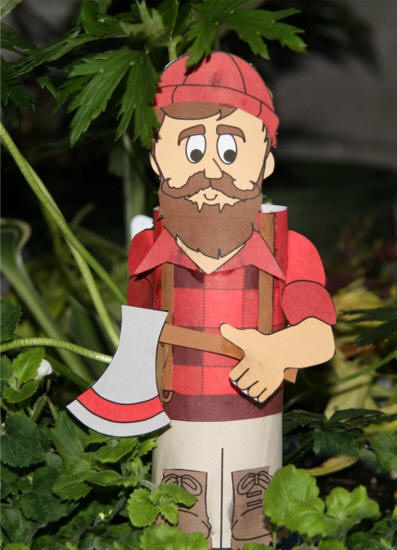 Manualidad con rollo de papel higiénico Paul Bunyan o el leñador